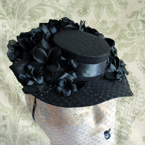 Black Victorian Mini Hat,Neo-Ludwig Gothic Lolita Hat,Gothic Mini Top Hat with Flowers,Dark Rococo Costume Hat,Tea-party Hat-Made to Order