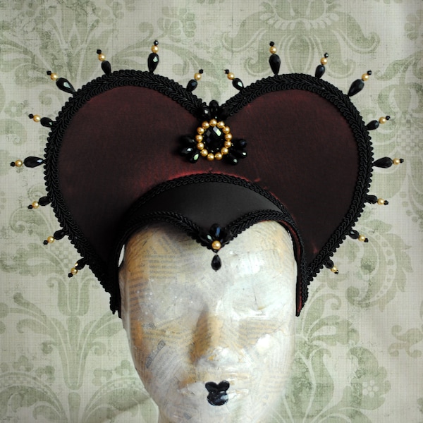 Vampire Headdress,Gothic Headpiece,Royal Tudors Headdress,Queen of Darkness,Halloween,Gothic Fascinator,Renaissance Costume-Made to Order