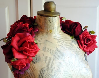 Queen of Hearts  Shoulderpiece,Red Roses & Crystals Statement Neckpiece,Flower Fantasy Collar,Gothic Fairytale Couture Costume-Made to Order