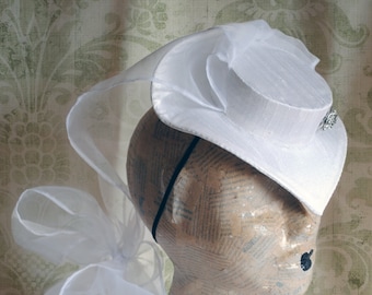 Bridal Victorian Mini Hat,White Tear-drop Hat with Organza Train,Civil War Ladies Hat with Veil,Retro Wedding,Gothic Wedding-Made to Order