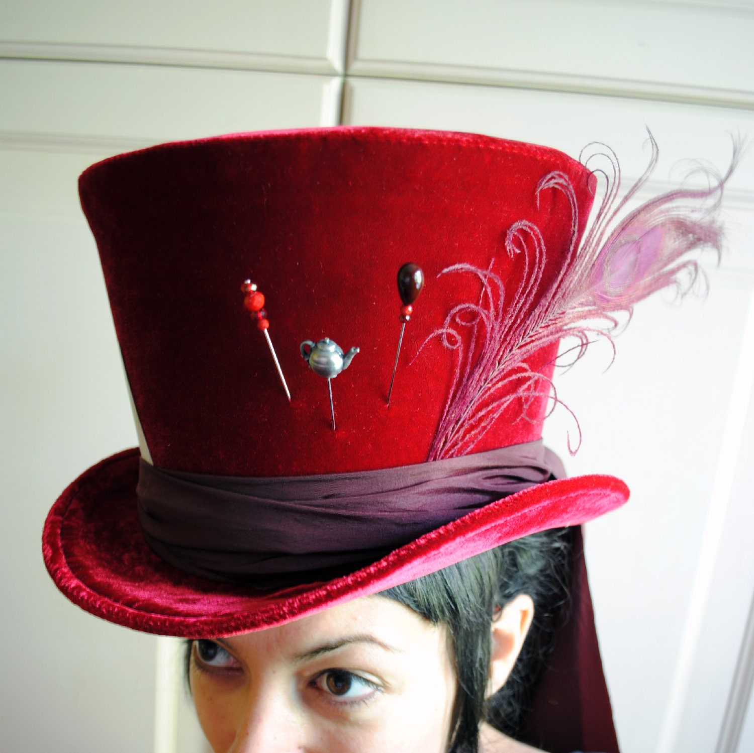 Cappello Cappellaio Matto rosso/viola,Cappello a cilindro in velluto  personalizzabile,Cappello a cilindro a grandezza naturale,Cappello a  cilindro Steampunk,CAPPELLI MENS,Alice nel paese delle  meraviglie-Custom-Made to Order -  Italia