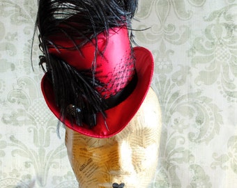 Burlesque Mini Top Hat in Fuchsia,Victorian Cabaret Ladies Hat,Glamorous Fascinator Hat with Ostrich Feather,Showgirl Top Hat-Made to Order