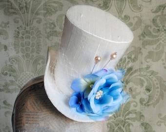 Bridal Mini Top Hat,White and Light Blue Cocktail Hat,Spring Wedding Flower Fascinator,Tea-party Hat,Kentucky Derby,Ascot-Made to Order