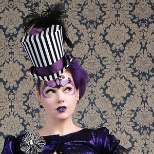 Vintage Circus Top Hat, Zwart & Wit Gestreepte Top Hat voor VROUWEN, Steampunk Ladies Top Hat, Victoriaanse Gotische Mini Top Hats-Made to Order