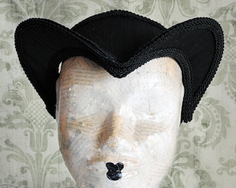 Gothic Headdress,Black Attifet,Black Tudors Headpiece,Dark Fantasy Costume,Vampire Headdress,Halloween,Gothic Wedding-Made to Order