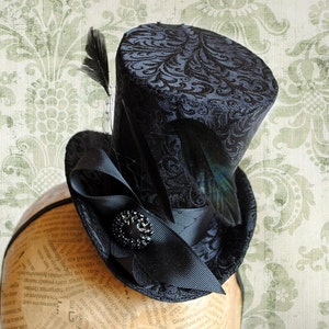 Gothic Mini Top Hat,Victorian Mini Hat,Burlesque Fascinator,Black Cocktail Hat,Gothic Lolita Cosplay Hat,Kentucky Derby Hat-Made to Order