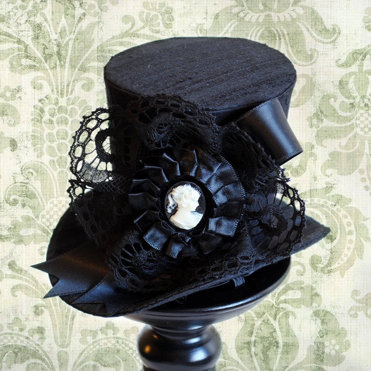Victorian Mini Top Hatgothic Fascinator 