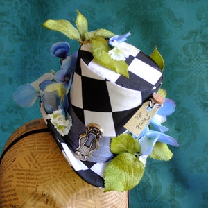 Alice im Wunderland Mini Zylinder,Alice Cosplay Fascinator,Drink Me,Victorian Tea Party Hut,Halloween Kostüm,Gothic Lolita-Made to Order