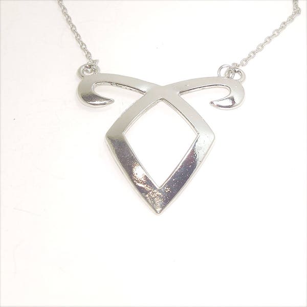 Angelic Rune necklace from Shadowhunters.
