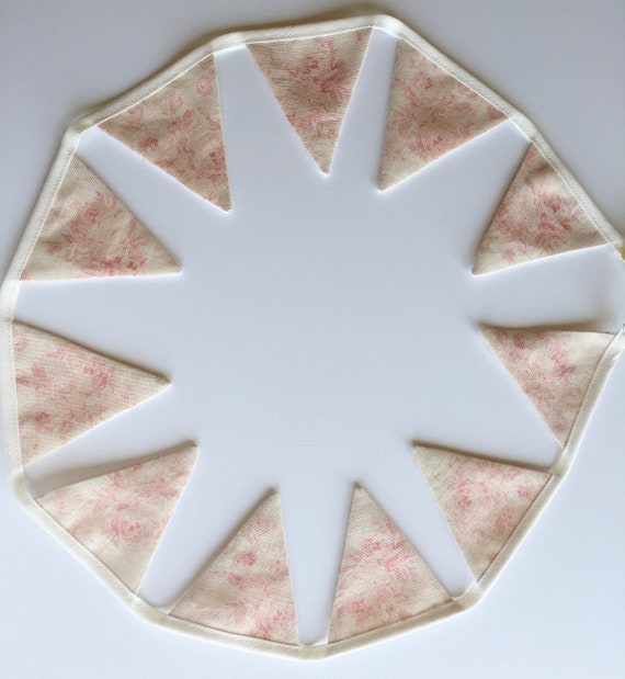 SUSIE WATSON Mini Bunting Perfect for Dresser or Shelf MULTIPLE LISTING