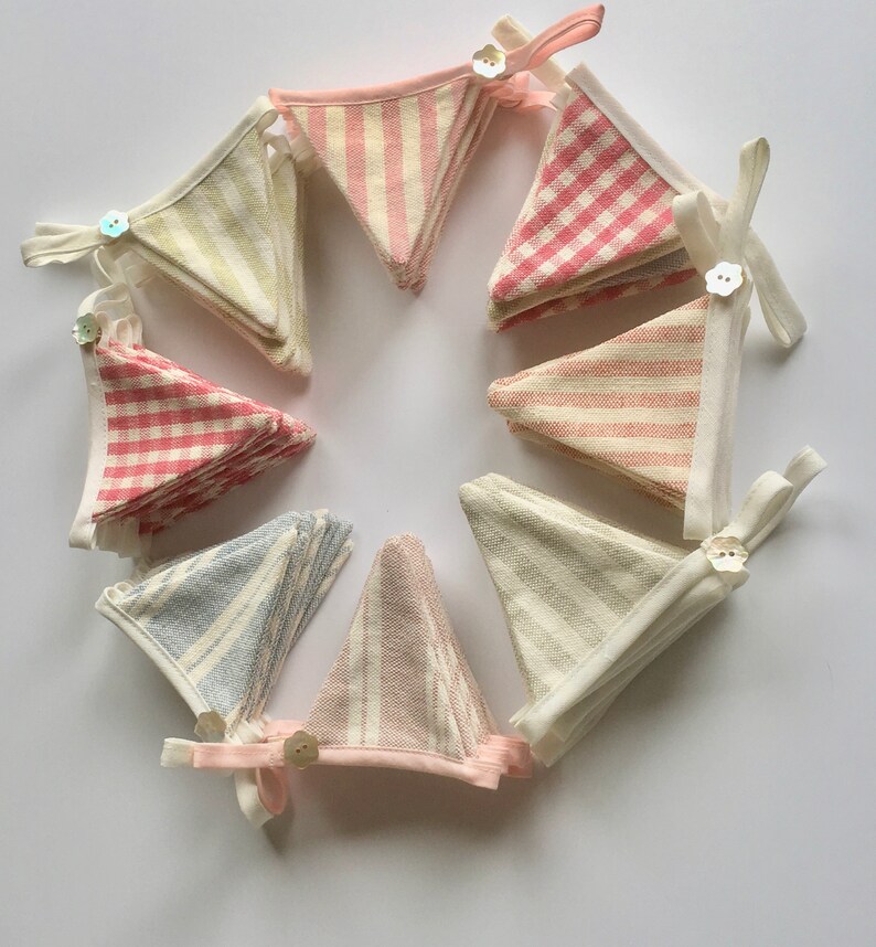 SUSIE WATSON Mini Bunting Perfect for Dresser or Shelf MULTIPLE LISTING