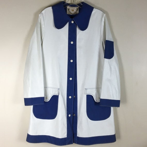 White Stag White Vinyl Raincoat with Blue Fabric T
