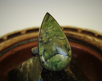 Green imperial opal size 6 1/4 ring, oxidized 925 sterling silver jewelry