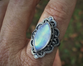 Moonstone ring size 9 3/4 oxidized sterling silver rings