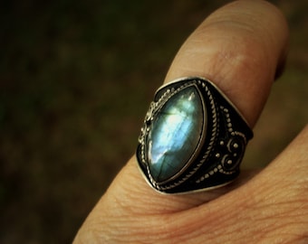 Labradorite ring size 6 1/4 in oxidized sterling silver