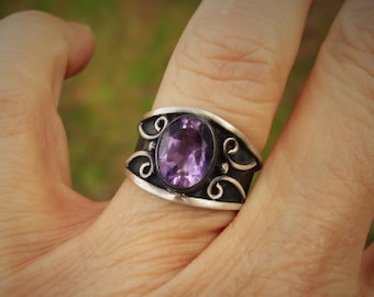 Purple amethyst ring size 7, oxidized silver jewelry, February birthstone rings