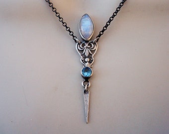 Mondstein und Blautopas kleine Spike Halskette in 925 Sterling Silber