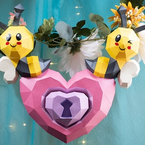 Bee Mine SVG – Modèle Papercraft 3D Low Poly pour Cricut, Silhouette et PDF | Décoration DIY pour la Saint-Valentin ou le printemps