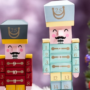 Papercraft calendrier de l'Avent casse-noisette, casse-noisette lowpoly, Svg Cricut, Silhouette, fichier numérique 3D SVG-casse-noix 3D