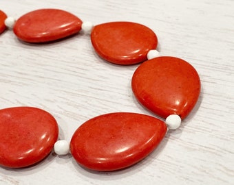 Chunky Red Necklace, Red Gemstone Necklace, Red Turquoise Necklace, Red Teardrop Necklace, Large Gemstone Necklace Big, Coral Red Necklace