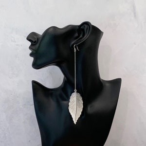 Extra Long Feather Earrings, Feather on Chain Earrings, Large Feather Earrings, Very Long Earrings, Silver Feather Earrings, Shoulder Duster