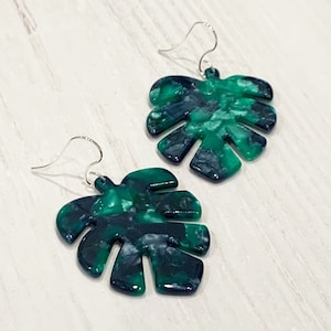 Monstera Leaf Earrings Acrylic, Monstera Earrings Dangle, Tropical Leaf Earrings, Monstera Dangle Earrings, Green Leaf Earrings Jungle - WOW