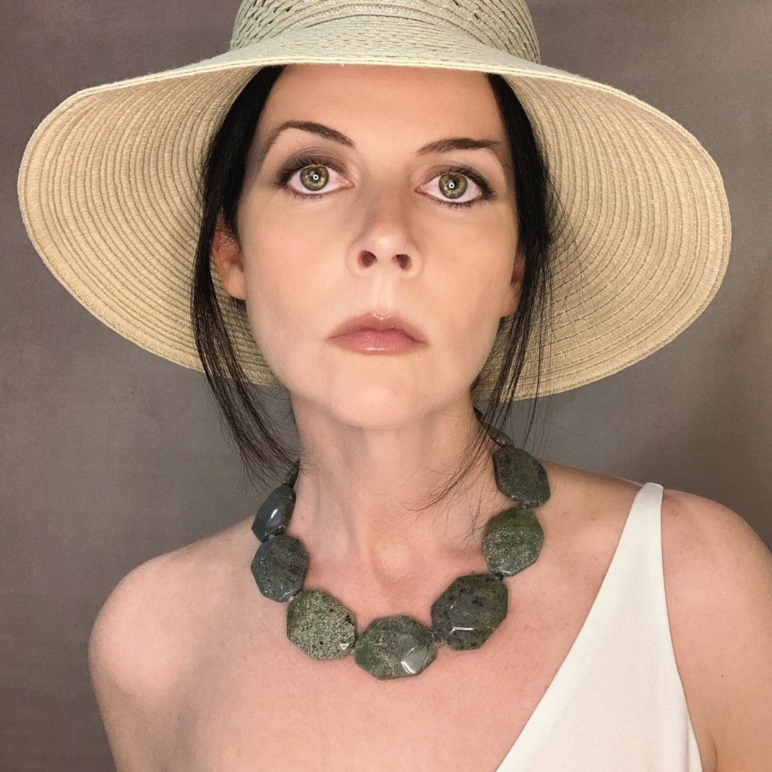 Peggy Necklace in Green
