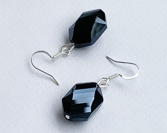 Navy Blue Earrings Dangle, Navy Earrings, Dark Blue Earrings for Wedding Guest, Sparkly Earrings Blue, Midnight Blue Earrings for Women
