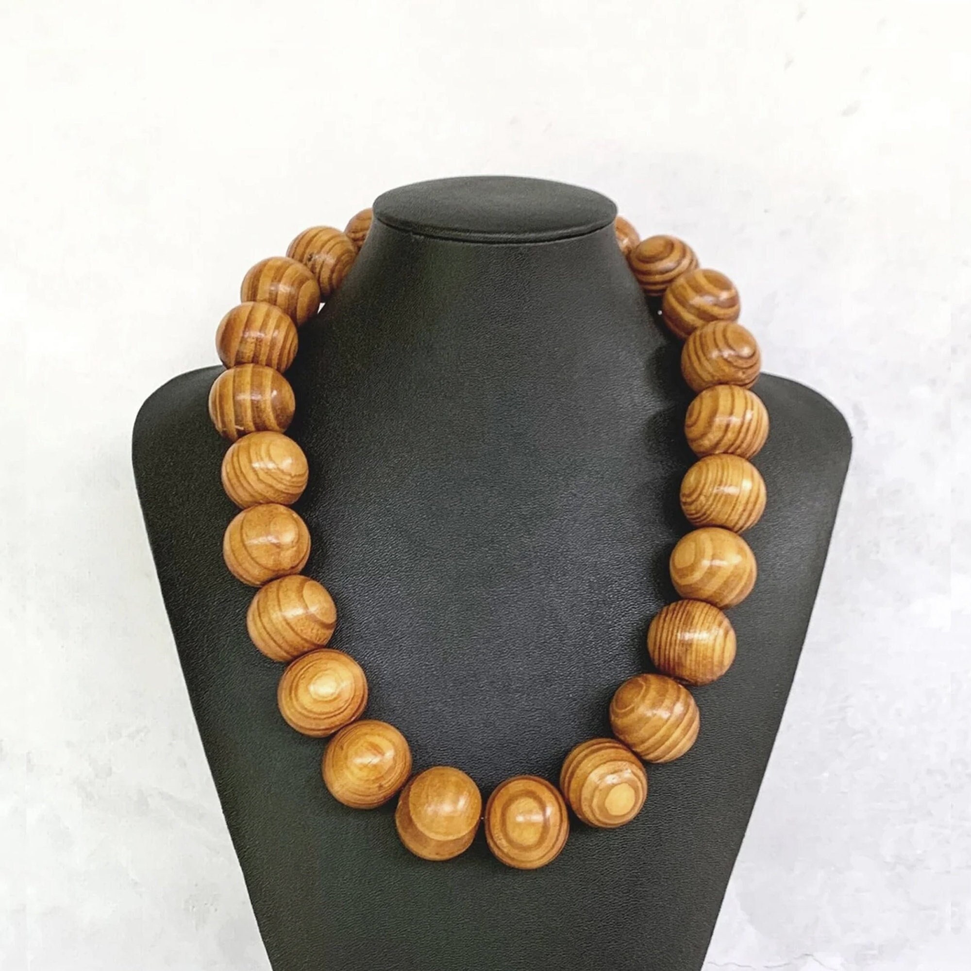 17 Useful and Pretty DIY Ideas for Necklace - Pretty Designs | Wooden bead  necklaces, Wood bead necklace, Wood beads jewelry