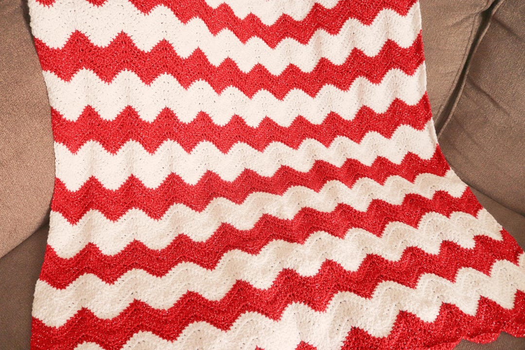 Crochet Christmas Peppermint Throw Blanket Pattern (PDF Download) - Etsy