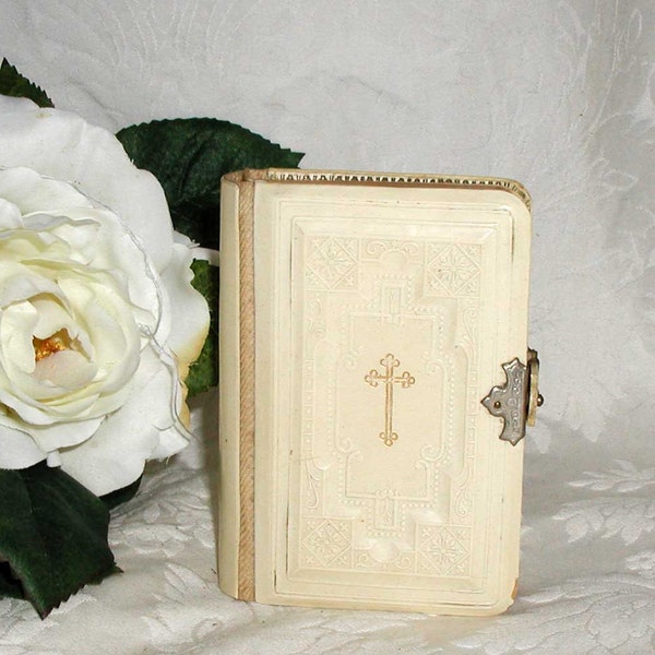 Key of Heaven: A Collection of Approved Prayers For Catholics - Antique Catholic Book With Celluloid Cover From 1900