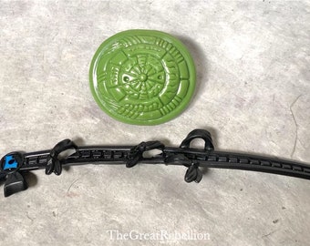 Teenage Mutant Ninja Turtles Sewer Samurai Leo escudo cinturón accesorios 1990 Playmates TMNT