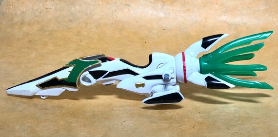 Power Rangers Mystic Force Green Ranger Toys