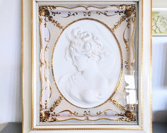 Vintage West Wind Lady Cameo Portrait Wall Art Turner Mfg Co, Mid