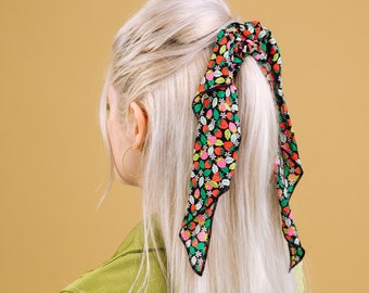 Silk Convertible Scrunchie Tie - Dolce Vita