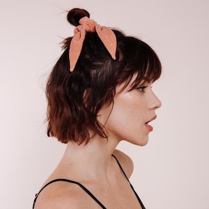 Shimmery Scrunchie Tie - Little Queenie