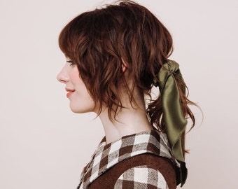 Silk Convertible Scrunchie Tie - Poison Ivy