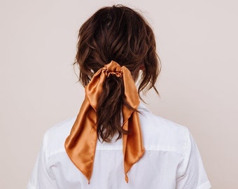 Silk Convertible Scrunchie Tie - Hickory Wind