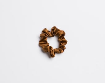 Mini Silk Scrunchie - Stagecoach Mama