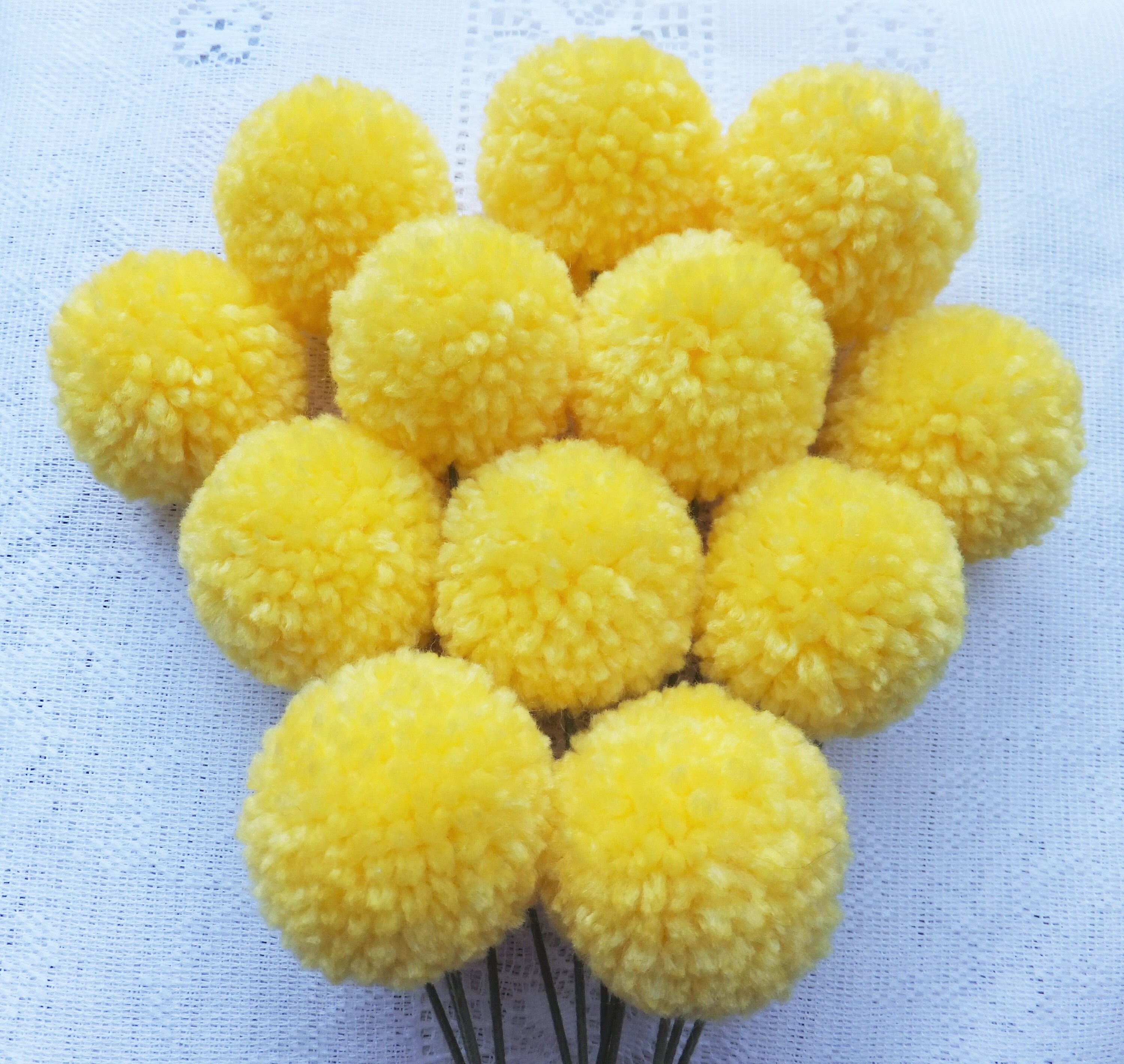 Yellow Yarn Pom Pom Flowers: Set of 12 | Etsy
