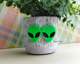 Alien Earrings, Alien Head Earrings, Kitsch Earrings, Alien Kitsch Earrings, Statement Earrings, Alien Jewelry, Aliens, UFO Earrings
