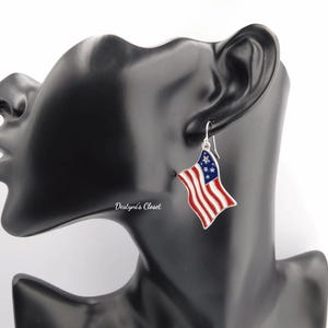 American Flag Earrings, Patriotic Earrings, 4th of July Earrings, Flag Jewelry, Flag Earrings, Kitsch Earrings, Parade Earrings