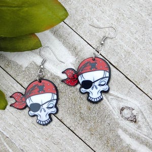 Skull Pirate Earrings, Skull Earrings, Pirate Jewelry, Punk Earrings, Gothic Earrings, Skull Jewelry, Gothic Earrings, Halloween Earrings