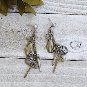 Golfer Earrings, Golf Gifts for Women, Golfer Earrings, Unique Earrings, Gift for Golfer, Sport Earrings, Novelty Earrings, Golf