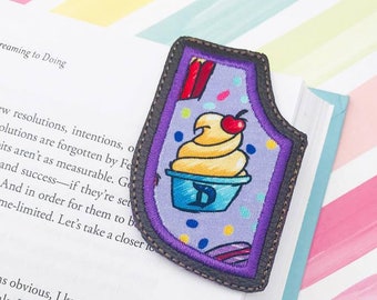 Corner Bookmark Applique 1,  Embroidery Digital File, Instant Download, machine embroidery design, in the hoop
