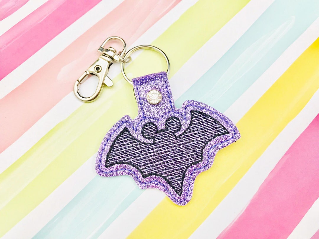 Sketchy Bat Snap Tab Embroidery Design: Key Fob Machine File (digital ...