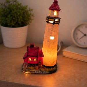 Faro de Tawas Point, Michigan. .luz...vintage...en buen estado