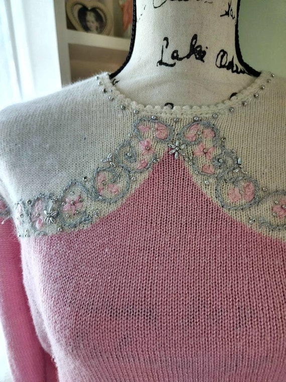 Vintage Jaclyn Smith sweater...1980s...pink with b