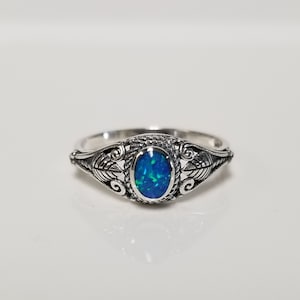 Tamanho 4 5 6 7 8 10 Estate Sterling Silver 925 .25ct Fire Blue Opal Princess Birthstone Ring R39-19