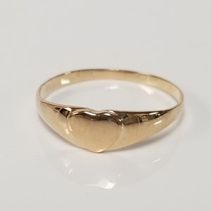 Size 3.25 Estate 14k Yellow Gold Baby Heart Midi Ring Antique Style Girl Daughter Baptism G45